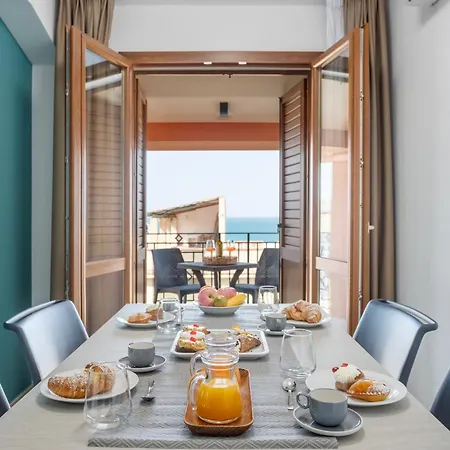 Azzurra شقة باليستراتي