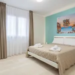 Azzurra * Balestrate